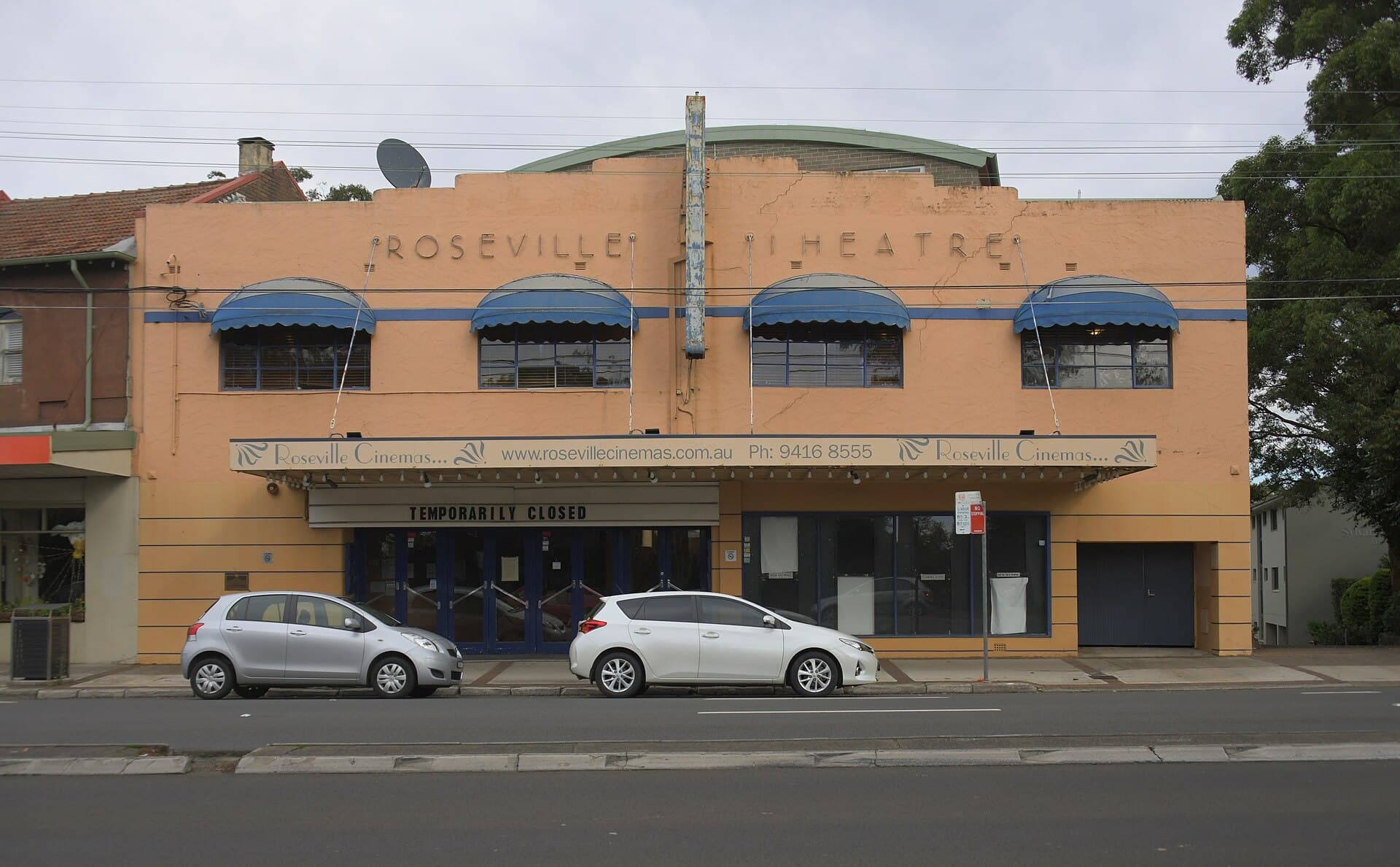 Art Deco facade of Roseville Cinema on the Pacific Highway